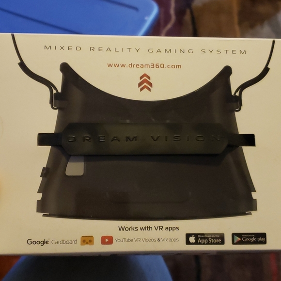 Tzumi Dreamvision Pro VR headset - Picture 3 of 3